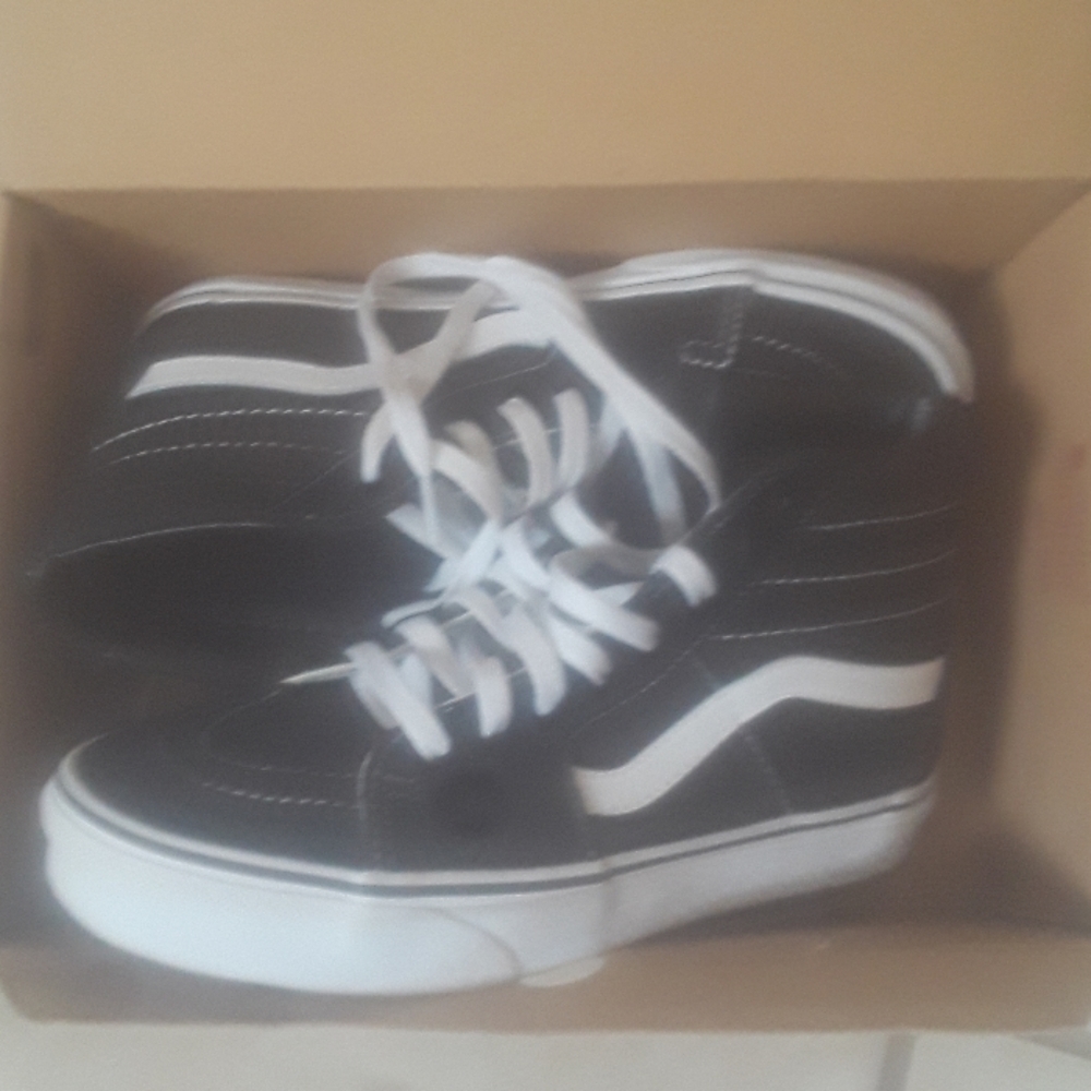 Vans SK8 -Hi Black /White Men Sz 7.0 Woman 8.5